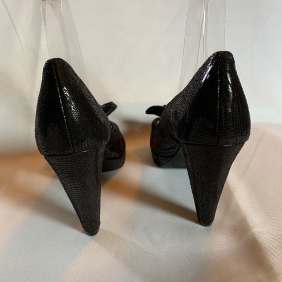 Christian Siriano for Payless Black Faux Snakeskin Open Toe Heels with a Bow! - Picture 4 of 9